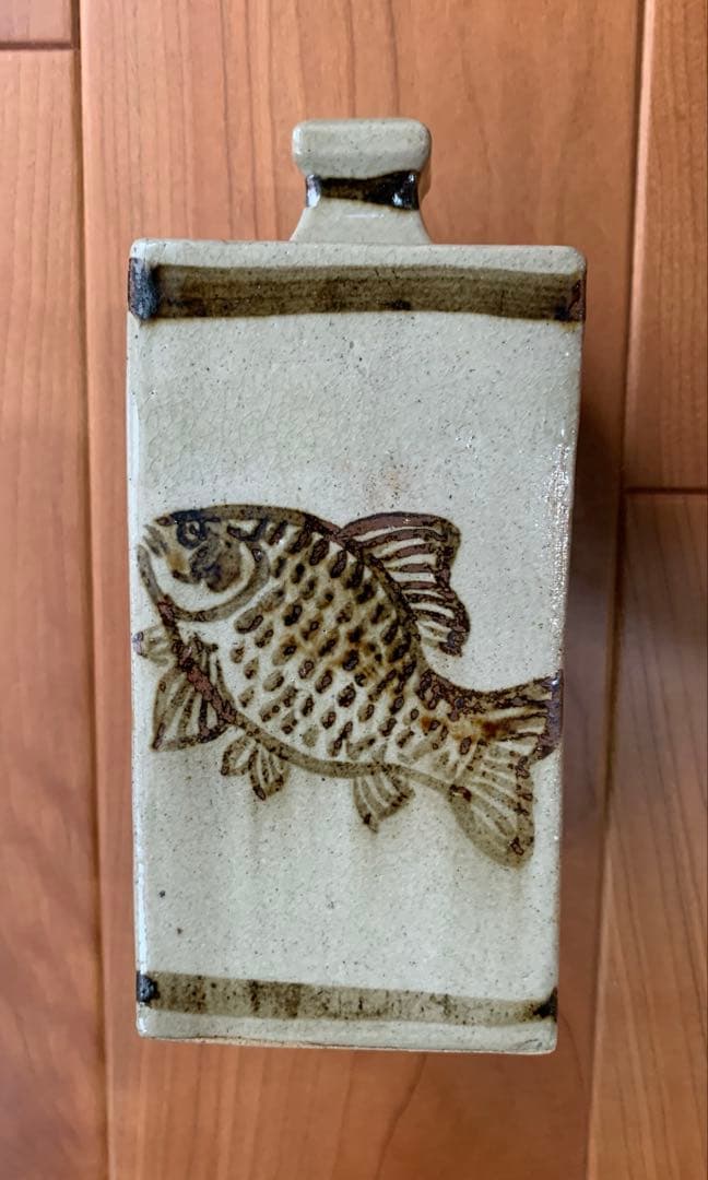 希少　益子窯　米陀寛　作　鮒之遊図　角瓶