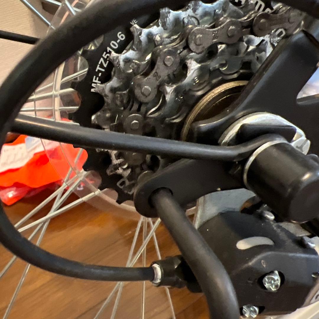 ★引き取り限定　激安新品　三重県亀山市黒のママチャリ6段変速 ★