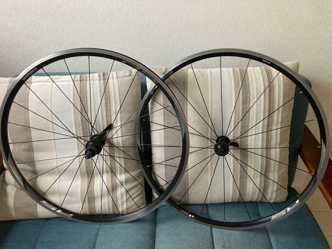 SHIMANO WH-RS100 700C 完組ホイール