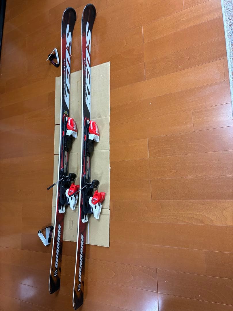 人気モデルOGASAKA ケオッズKS-LS スキー板 赤黒 バインディング付き