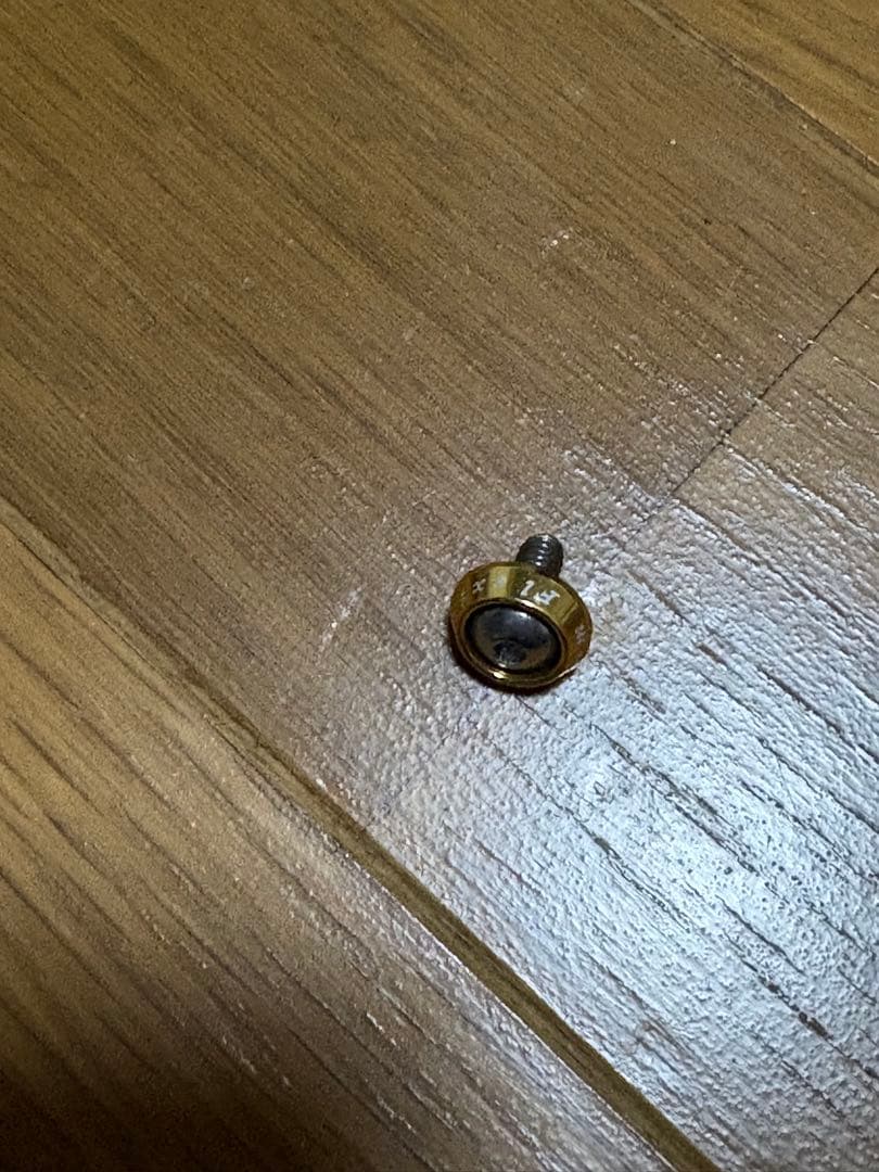 LIVRE F.V 50-55 ダイワ　シマノS2スカート　センターナット