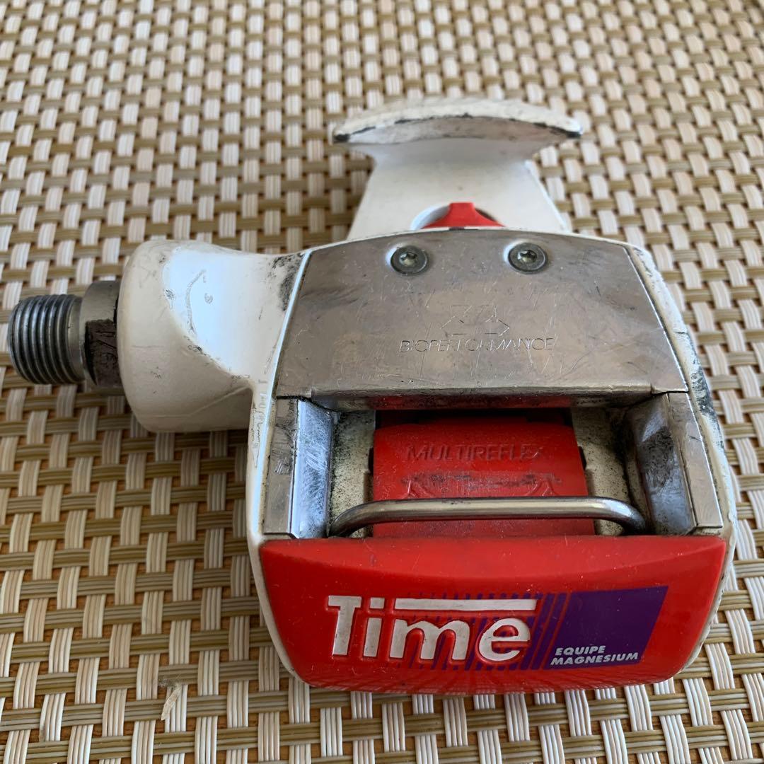 Time TBTエキッププロマグネシウム ホワイト/レッド