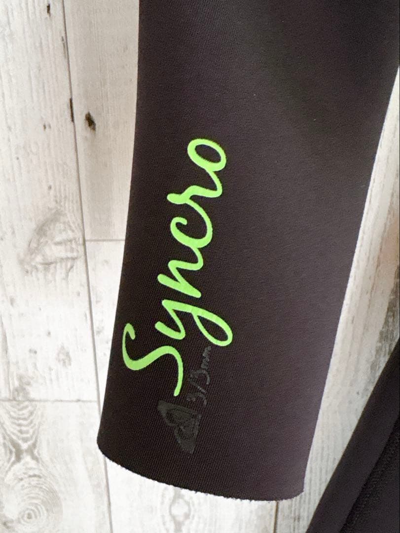 タイムセールROXY ロキシー ウエットスーツ ウェットスーツ 美品 3/3mm