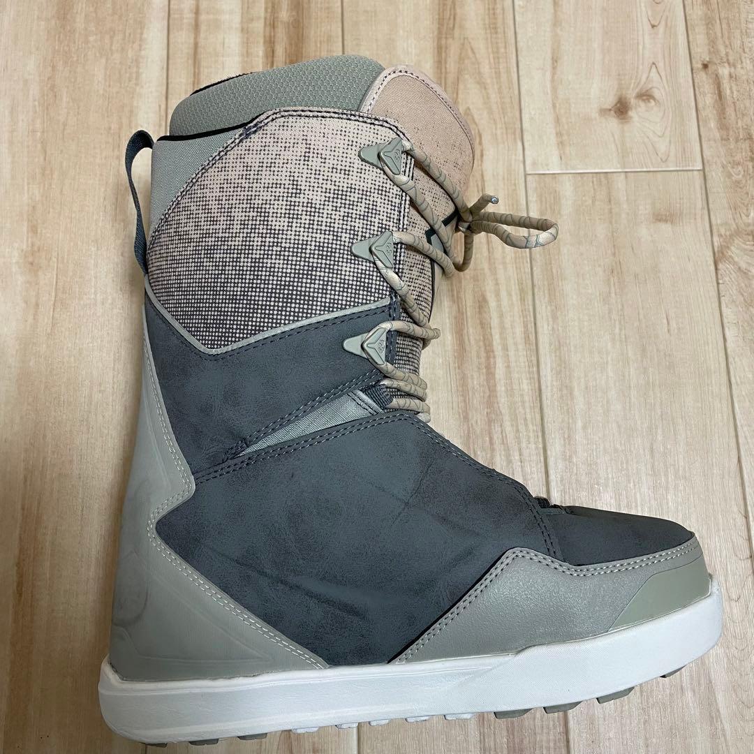 32 THIRTYTWO LASHED 26cm 23-24モデル スノボー