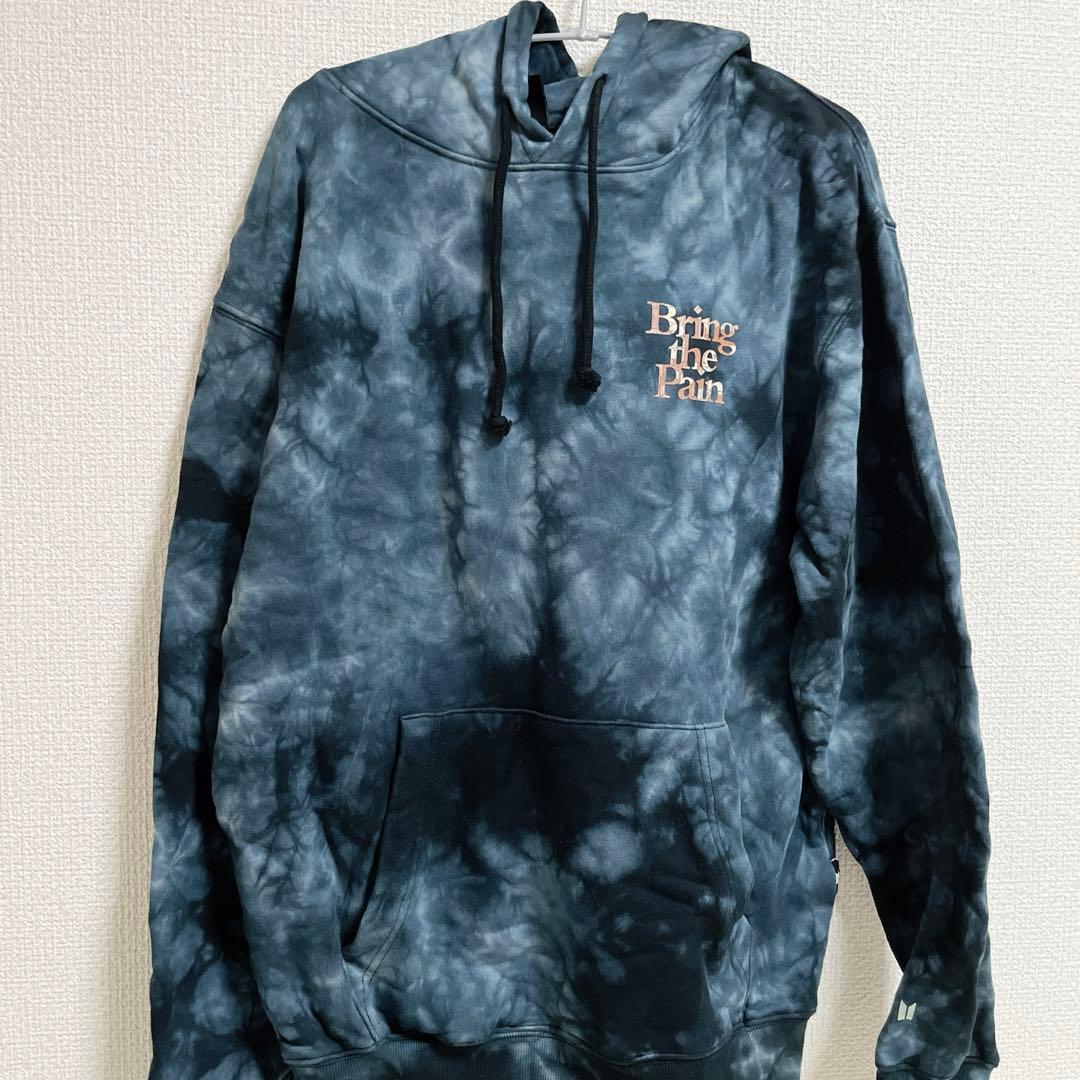 bts フーディー ON グッズ