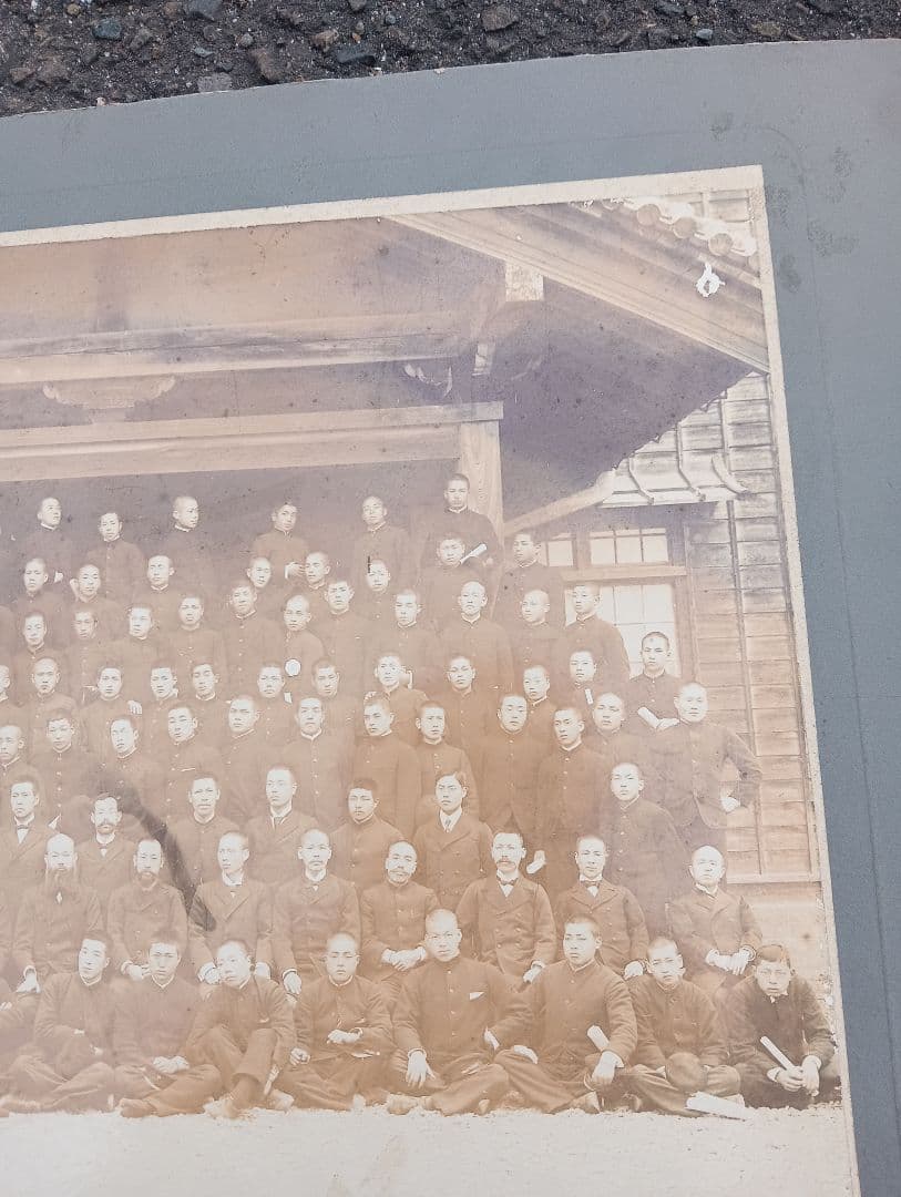 古い集合写真 宮城県立第一中学校第十一回卒業生及職員一同　川田 正澂　建築
