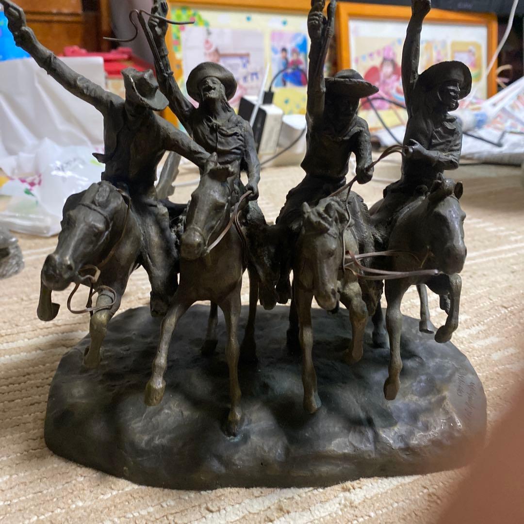 Frederic Remington カウボーイ彫刻
