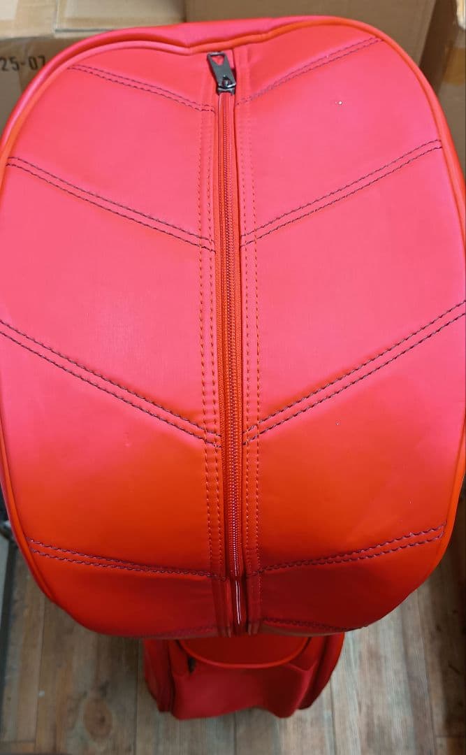 【希少】フェラーリ キャディバッグ ゴルフバッグ レッド カート型 5分割