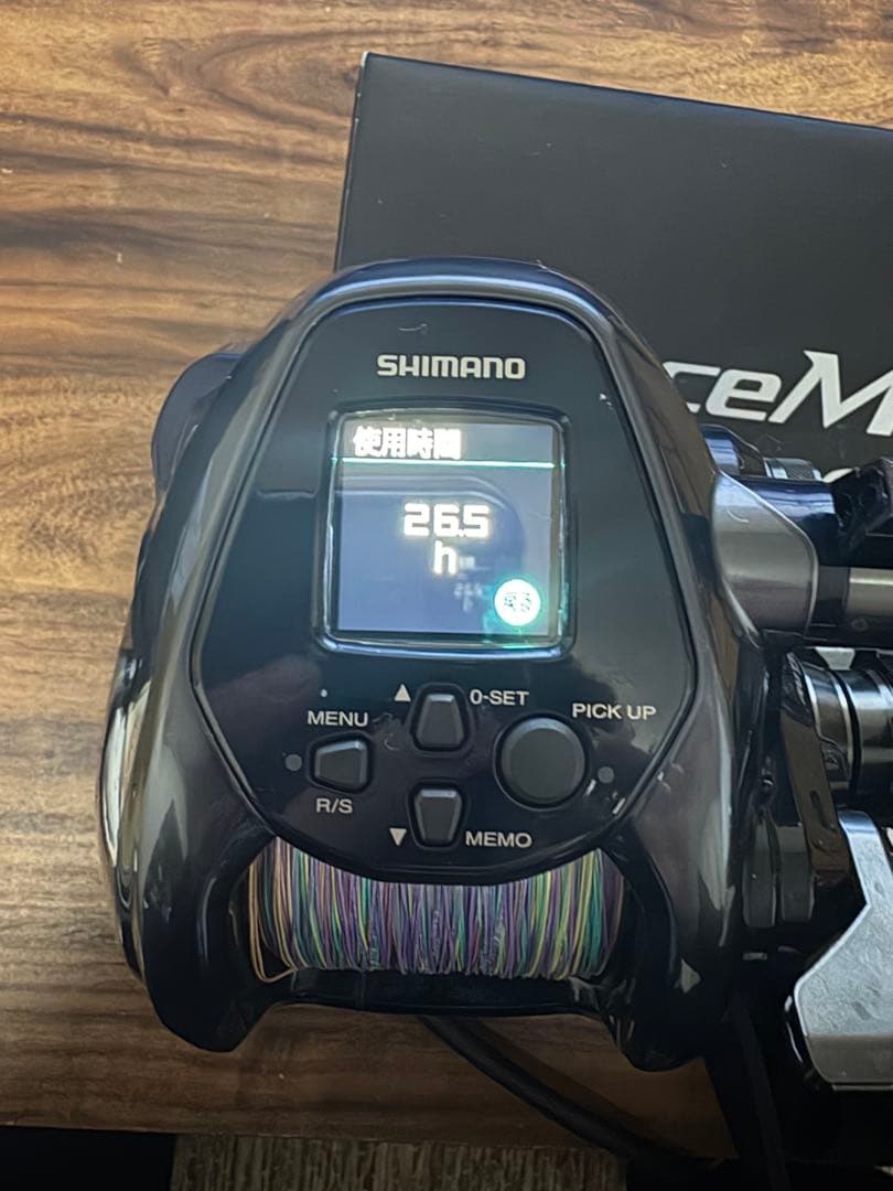 SHIMANO 電動リール デジタルディスプレイ付き