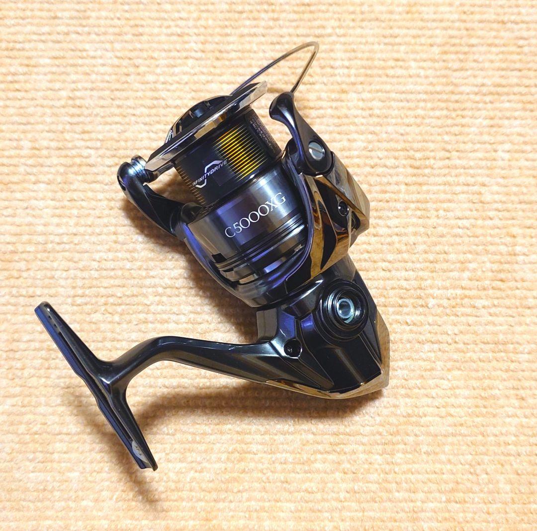 【新品未使用】24ツインパワーC5000XG　シマノ(SHIMANO)