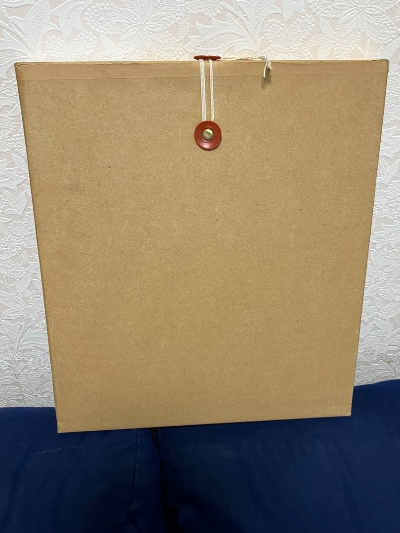 世界に一品　鉛筆画の異才　 河内良介作品「薬草採集」