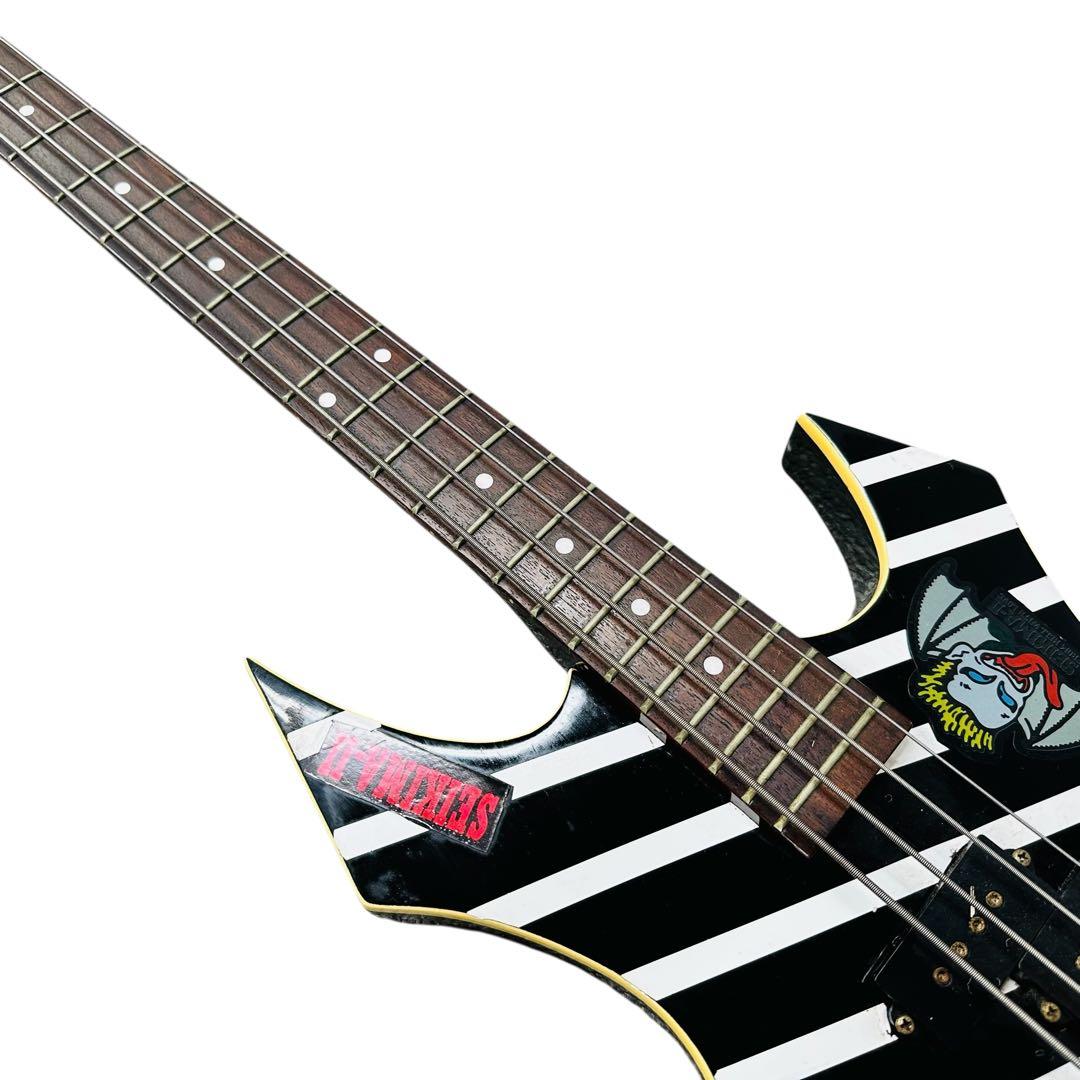 ALPHA アルファ　エレクトリック　ベースギター　変形型　エレキベース