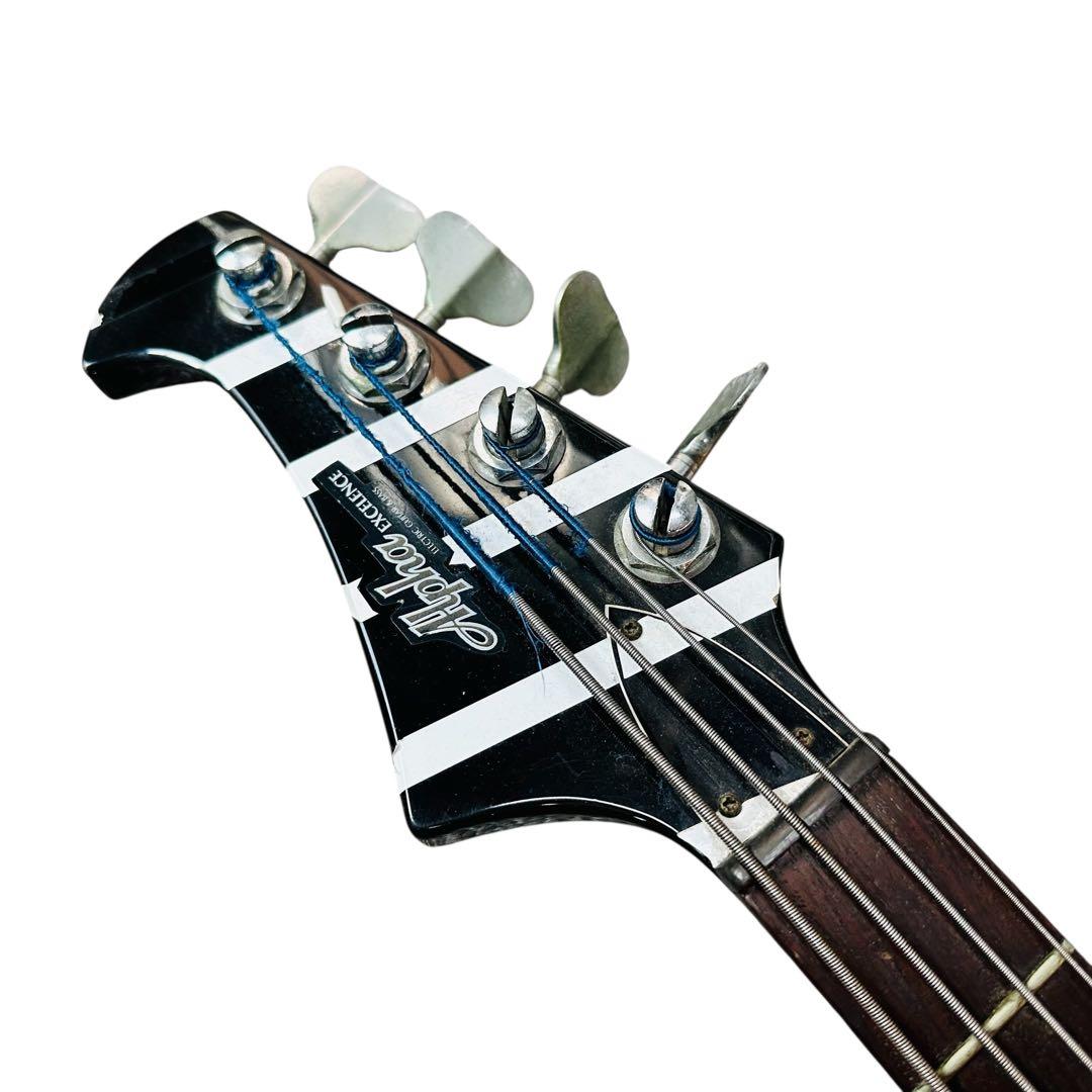 ALPHA アルファ　エレクトリック　ベースギター　変形型　エレキベース