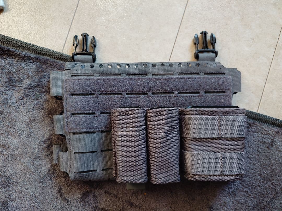 値下げ不可　VOLK TACTICAL GEAR プラカード