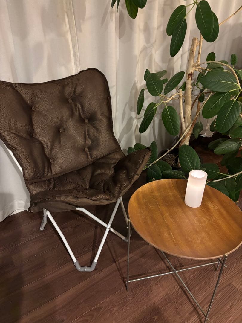 バタフライチェア2脚➕テーブル