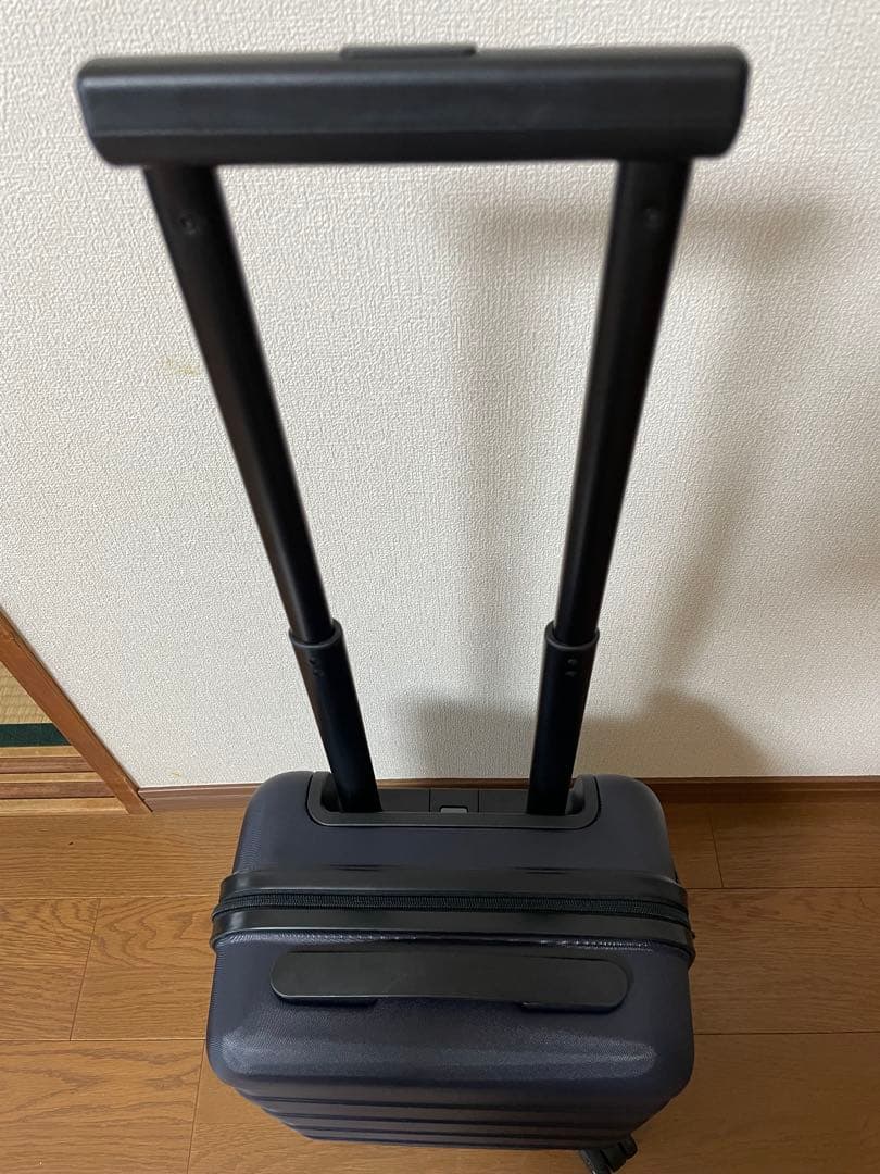 無印良品　ストッパー付きハンドキャリー　19L