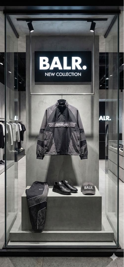 定価9万 新品 BALR. ナイロン セットアップ L 黒 JEZRA ボーラー