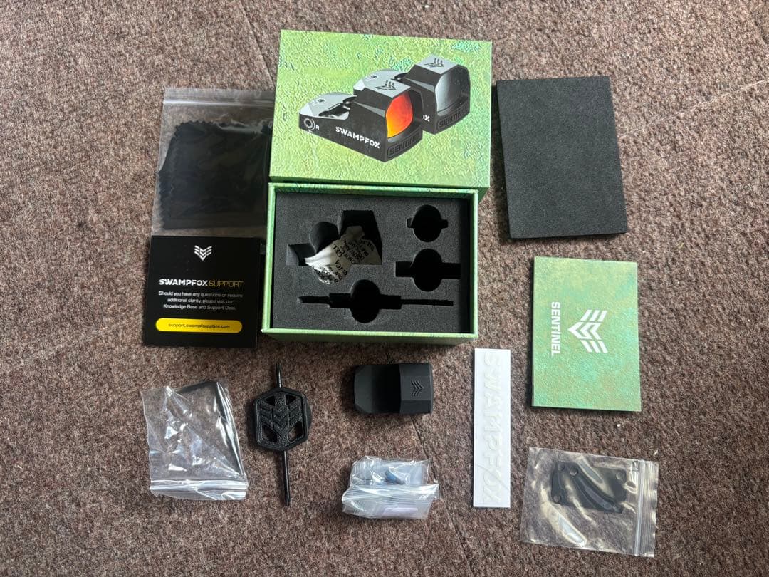 swampfox sentinel A 実物 ドットサイト 光感センサー