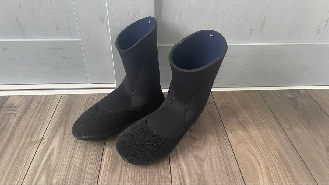 サーフィンドライスーツブーツxl新品未使用