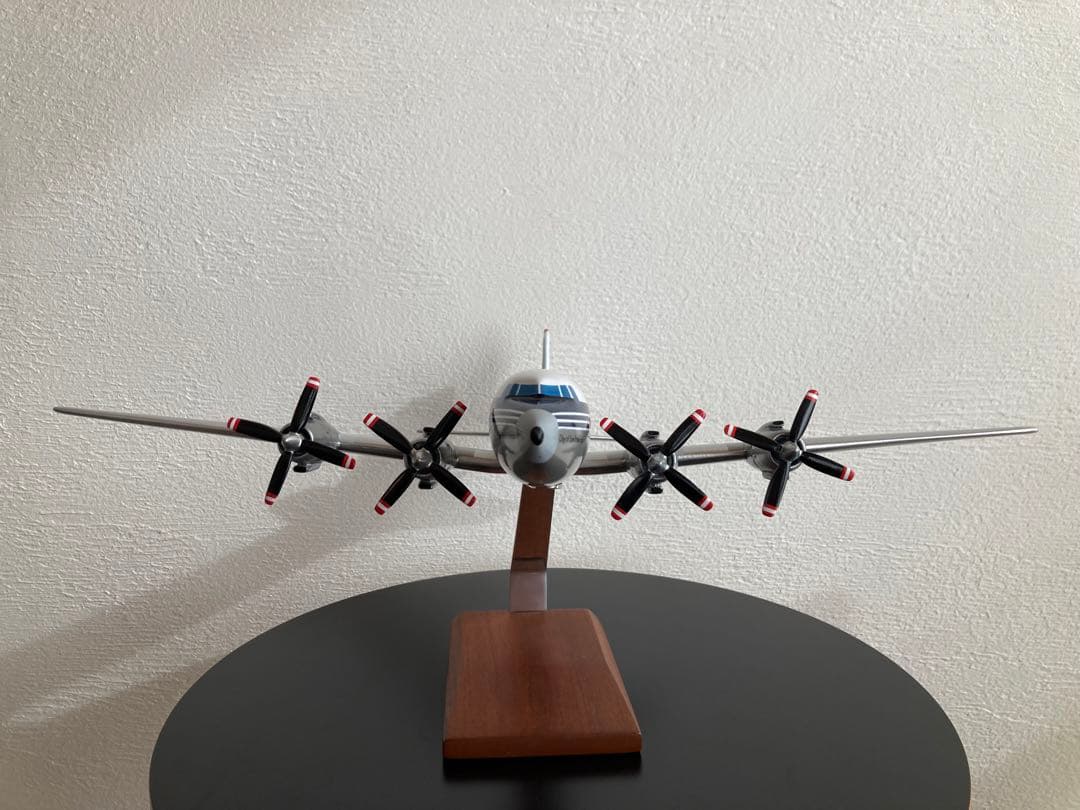 【超レア】WING CLUB JAL DC-7C 1/72デスクトップモデル