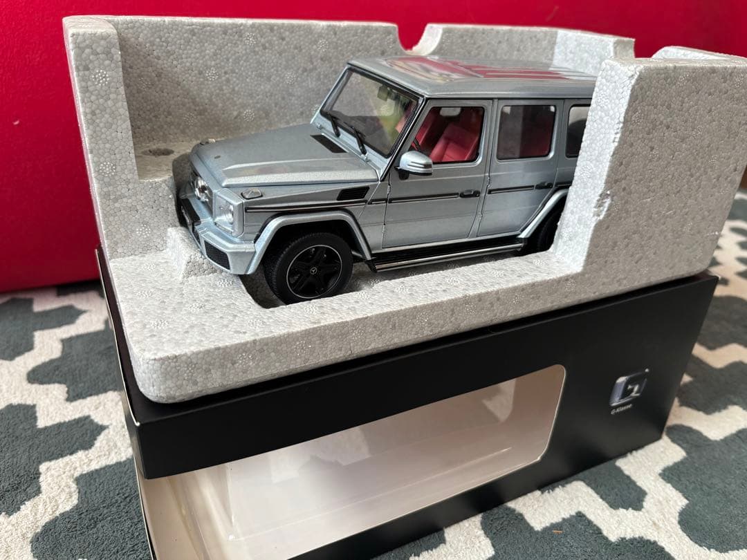 メルセデス ベンツ Gクラス ゲレンデ 1/18