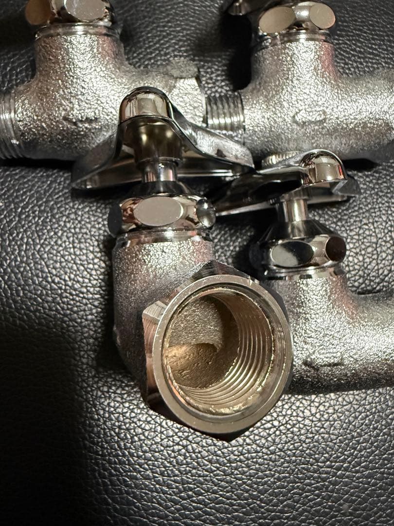 メタル製バルブ 8個セット クロームメッキ