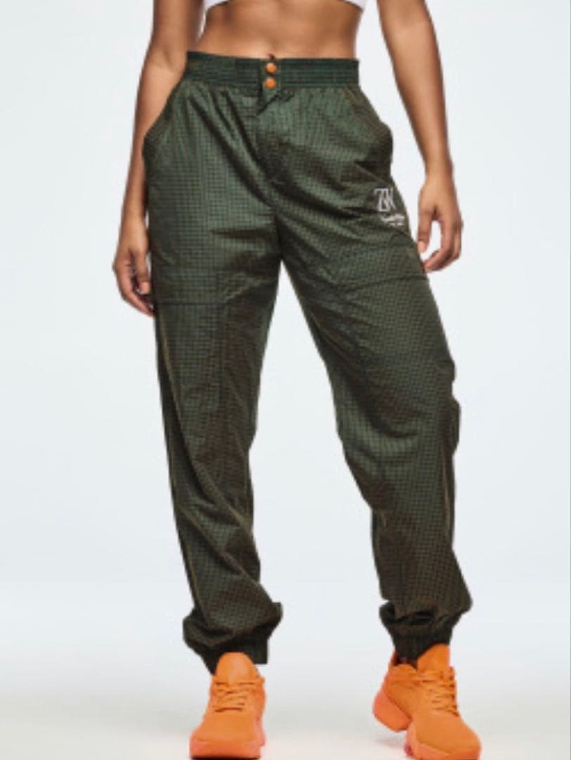 【値下】ZUMBA Class of 2001 Cargo Pants Sサイズ