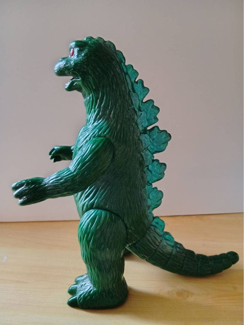 M1号 ゴジラ フィギュア