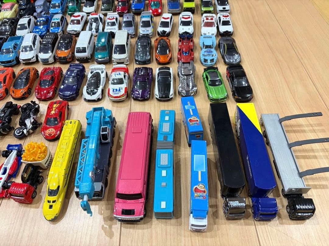 タカラトミー　トミカ　その他メーカー　１４０個　まとめ売り