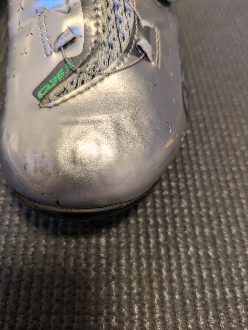 Q36.5ユニークシューズサイズEU39.5