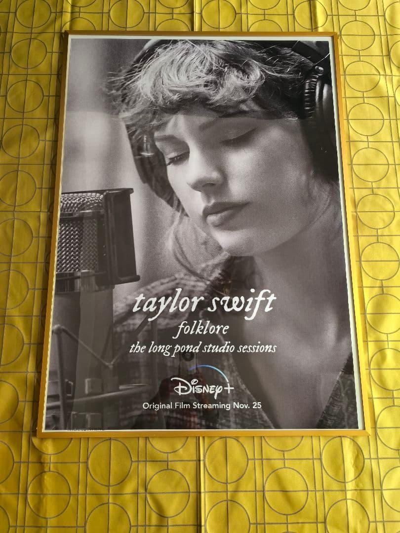 『フォークロア: ロング・ポンド・スタジオ・セッションズ』Disney+ポスター