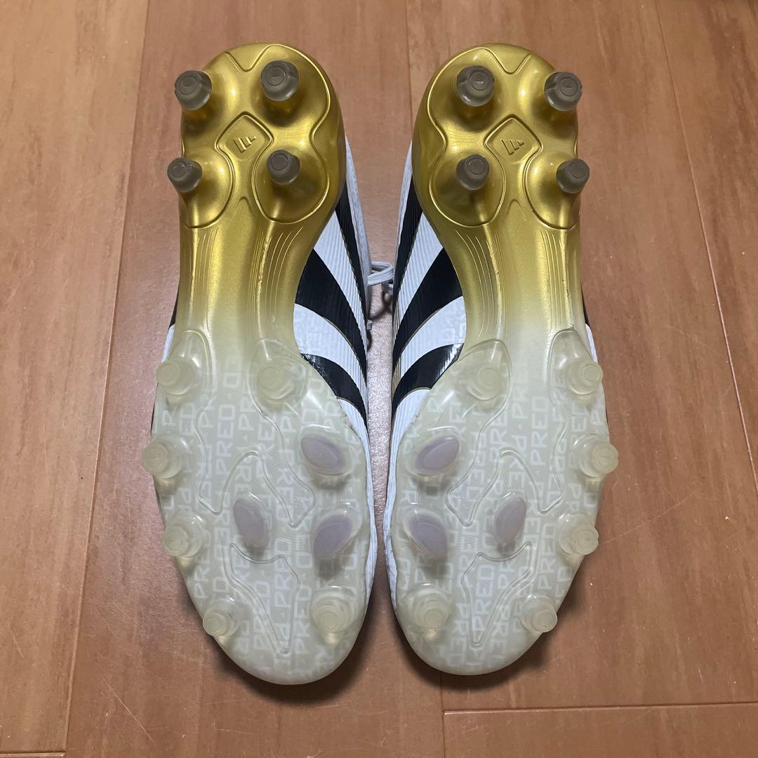 adidas Predator サッカーシューズ ホワイト/ブラック/ゴールド