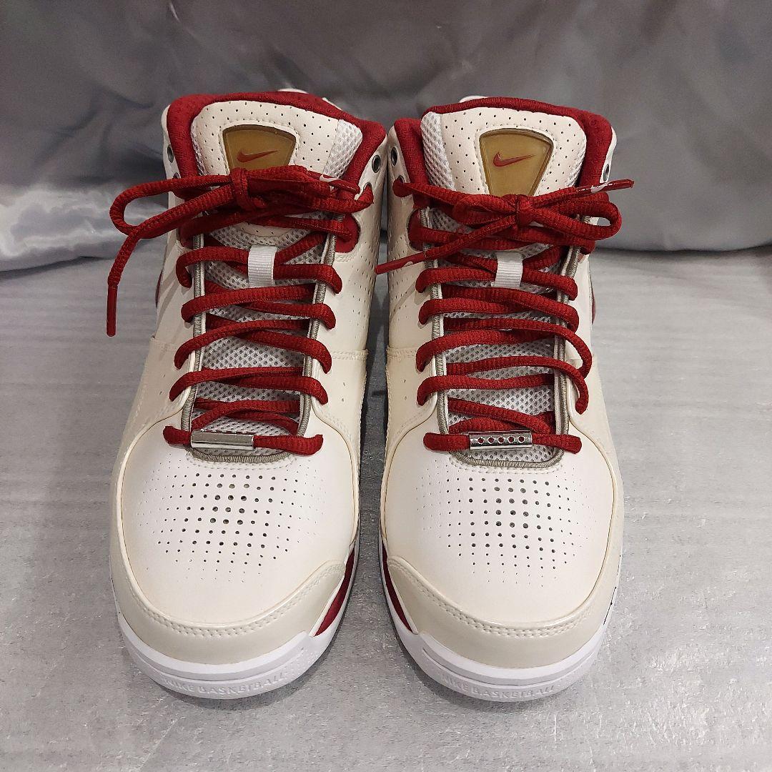 NIKE　ナイキ　エアズームライト　バッシュ　26㎝　欠陥品