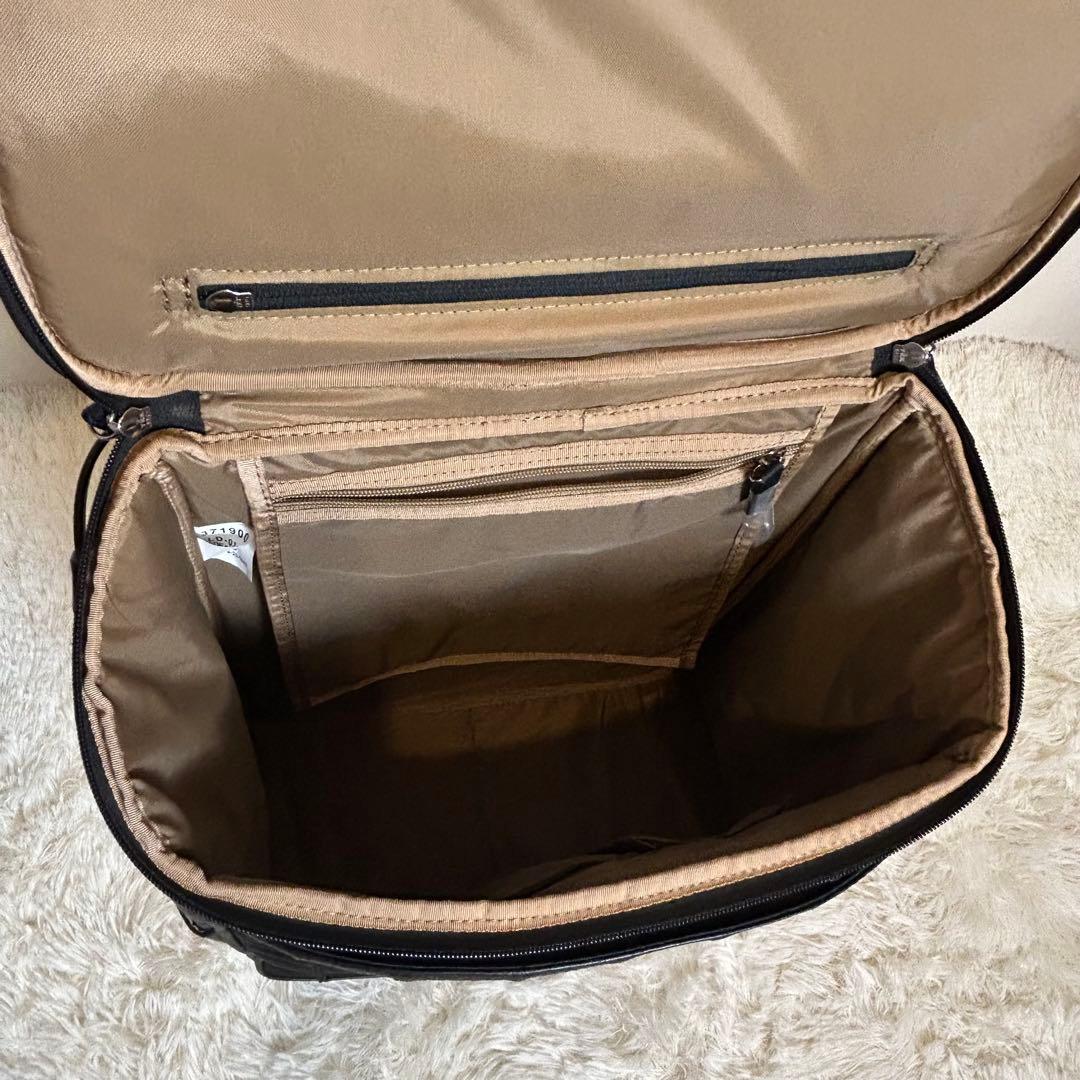 SWANY スワニー キャリーバッグ 黒 4輪