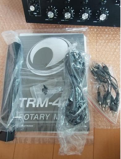 Omnitronic TRM-422 4CHロータリーミキサー 新品未使用