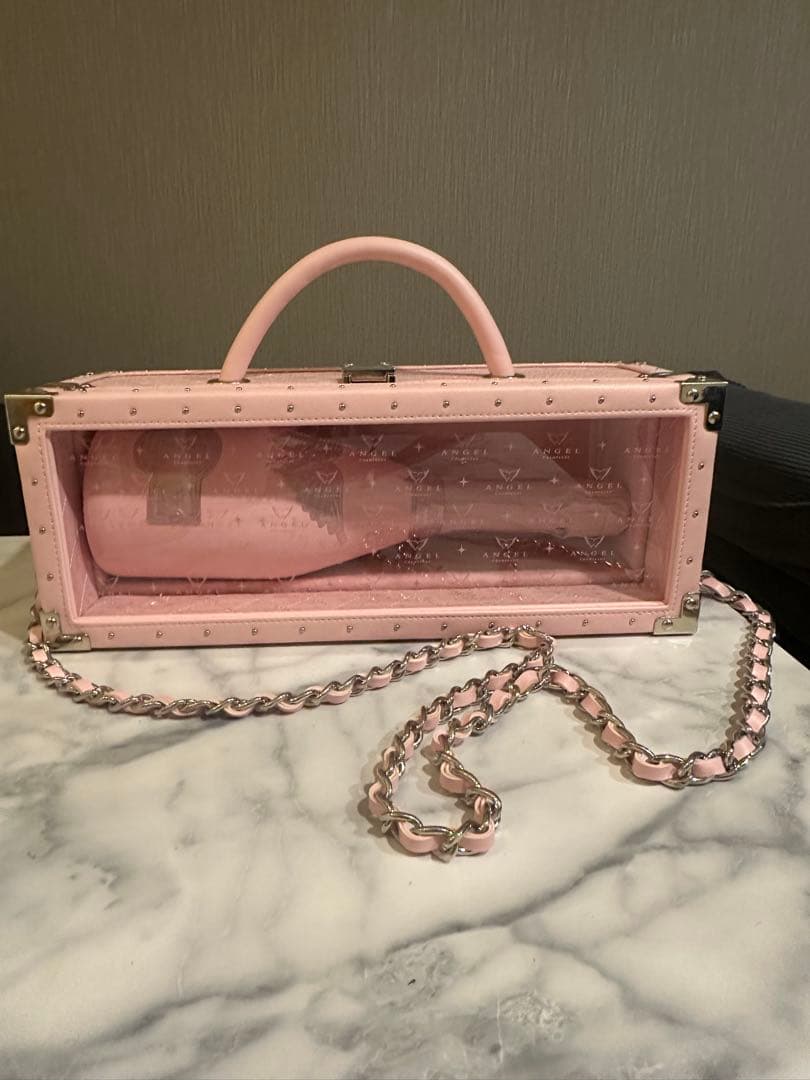 値下げしました！箱付きエンジェルピンクシャンパン