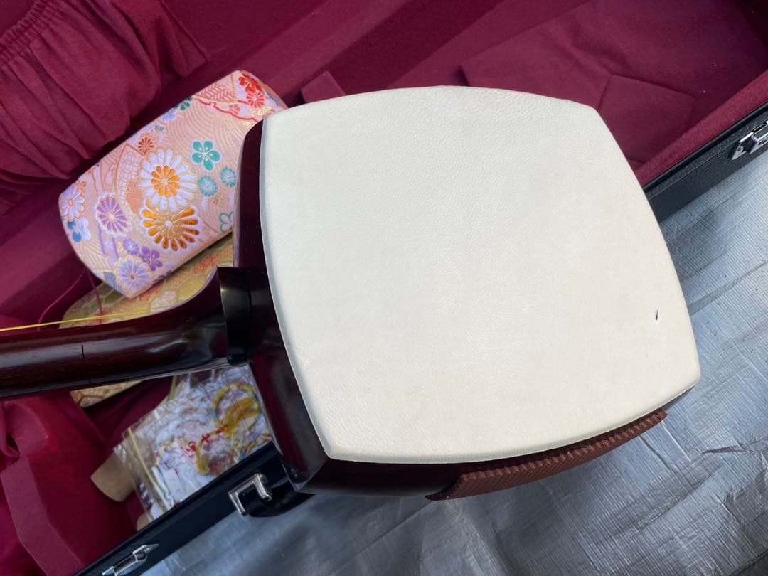 紅木三味線 ケース付 付属品一式 現状品