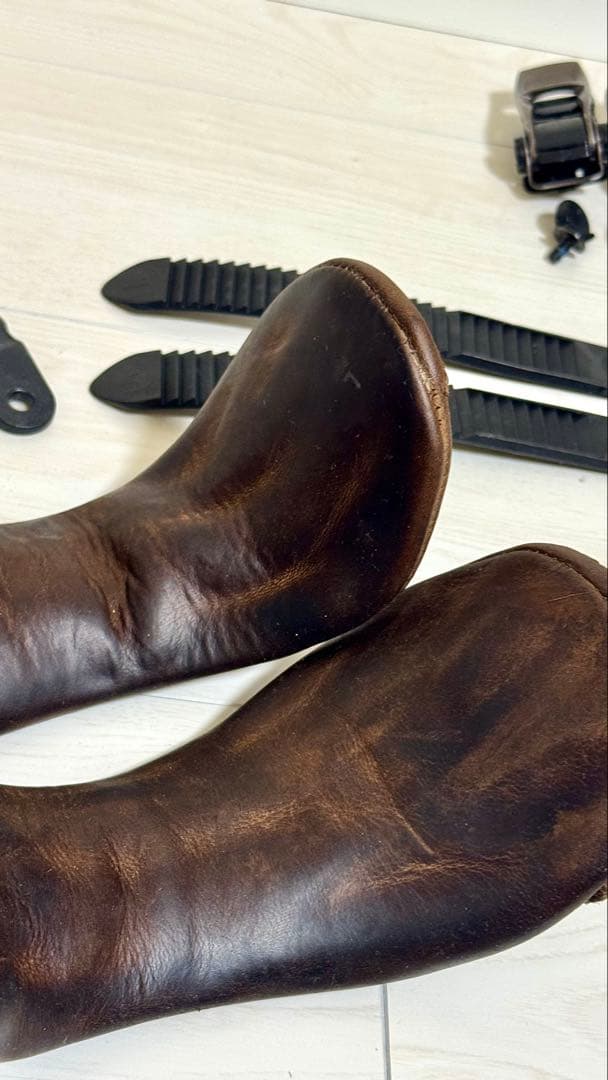 BURTON REDWING本革レザーストラップ 他アンクルパーツ