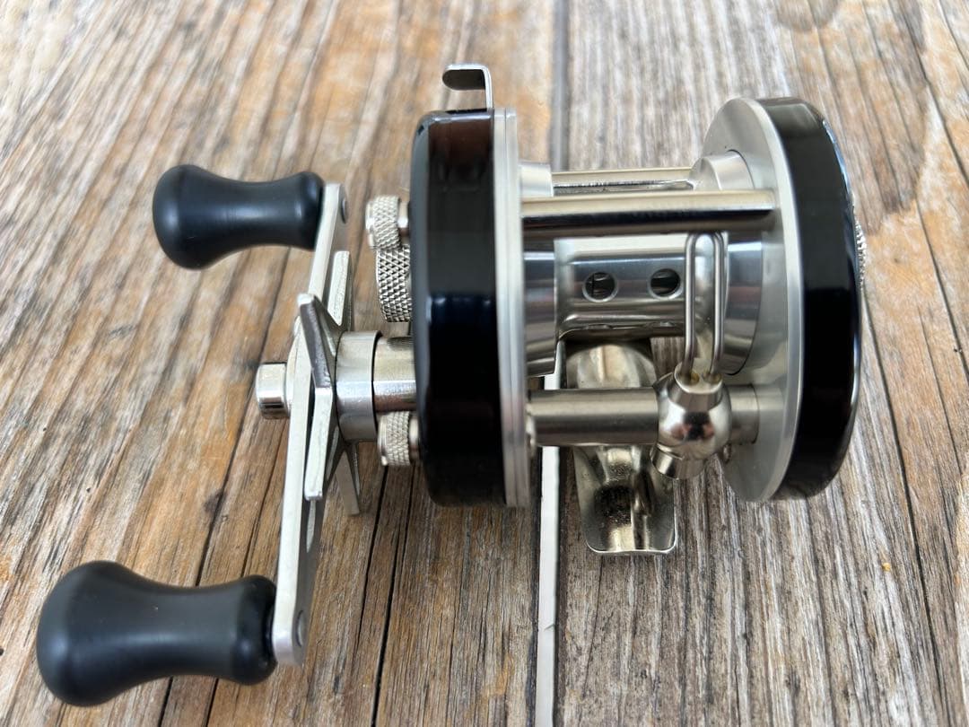 スミス　プラッガー リール　SMITH LTD.Plugger アベイルスプール