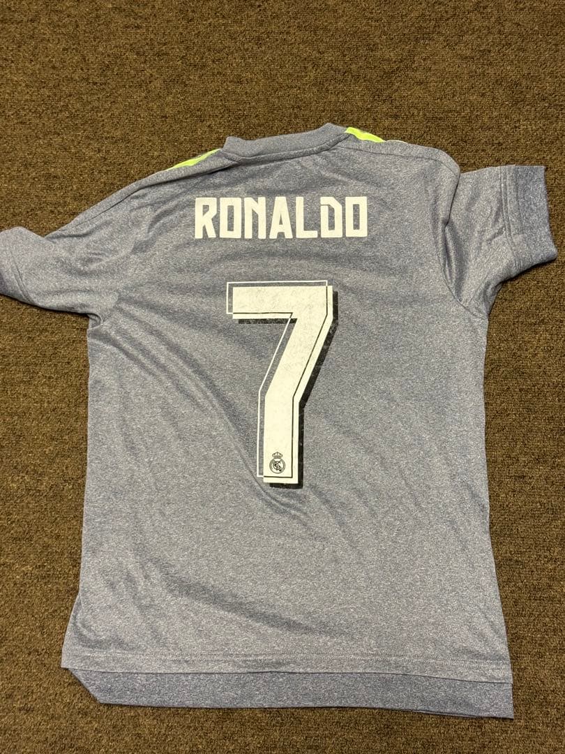 adidas Real Madrid Tシャツ Mサイズ グレー