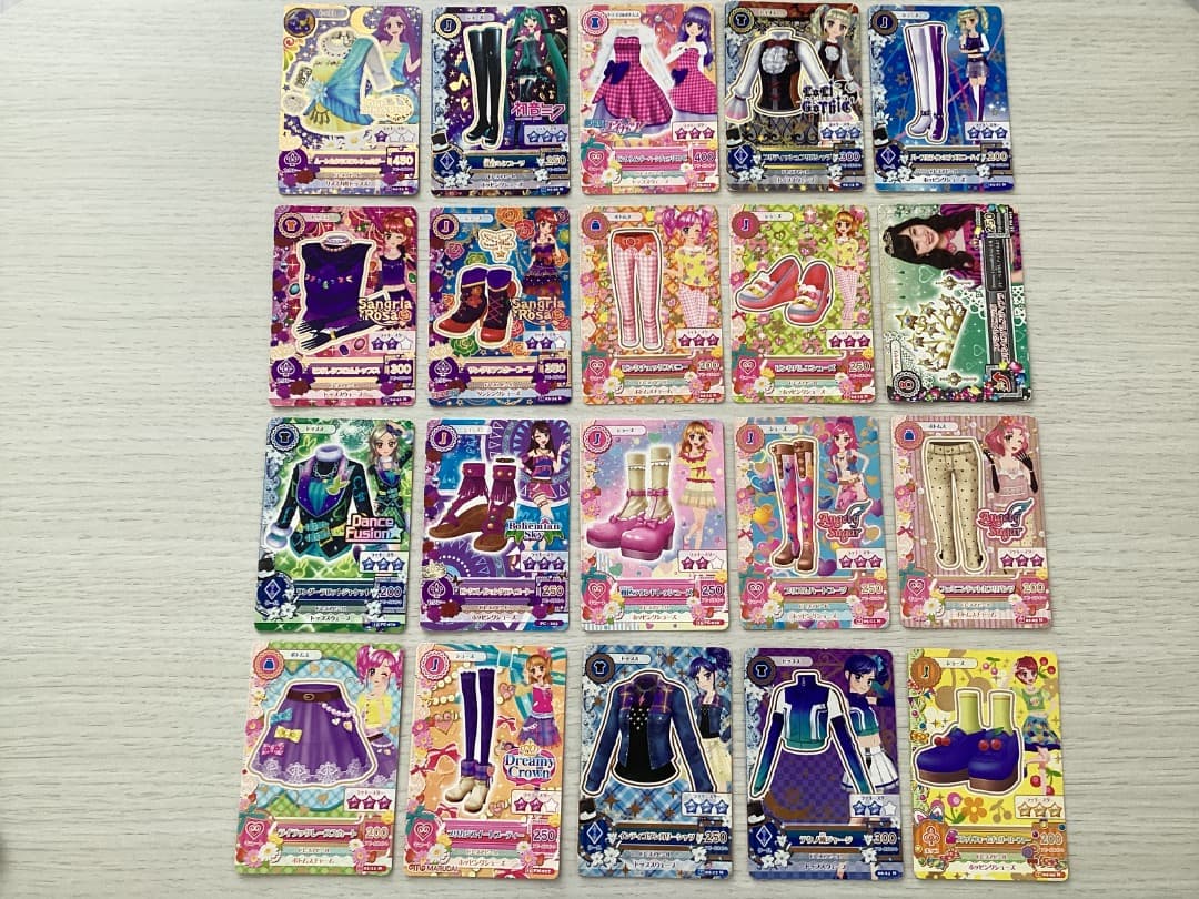 アイカツカード　127枚まとめ売り　匿名配送