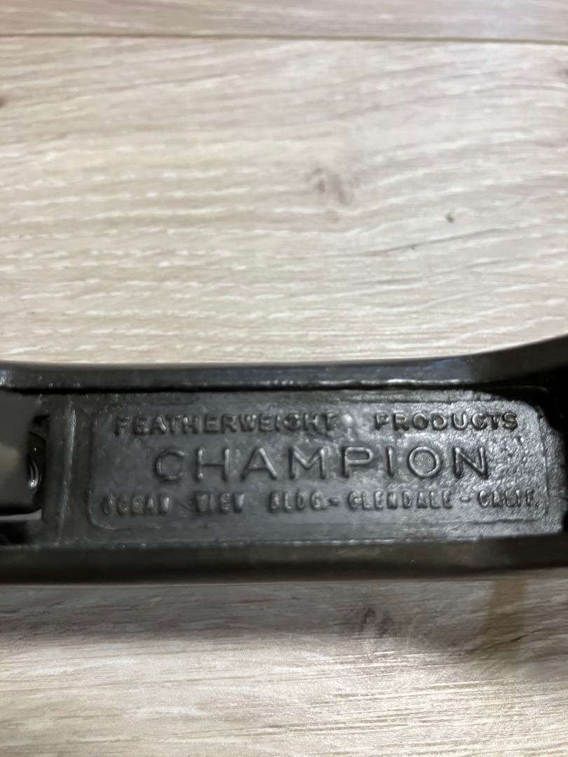 フェザーウェイトチャンピオングリップ 木製ナタグリップ