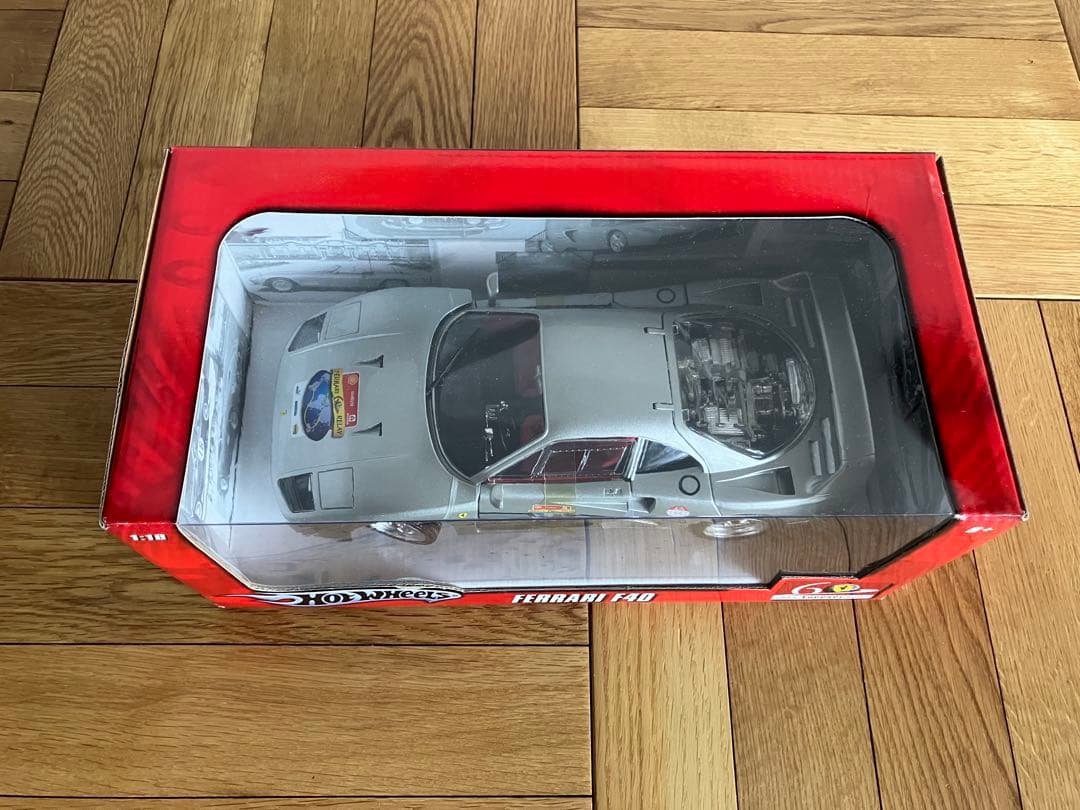 未開封 60周年記念 1/18 Hot Wheels フェラーリ F40