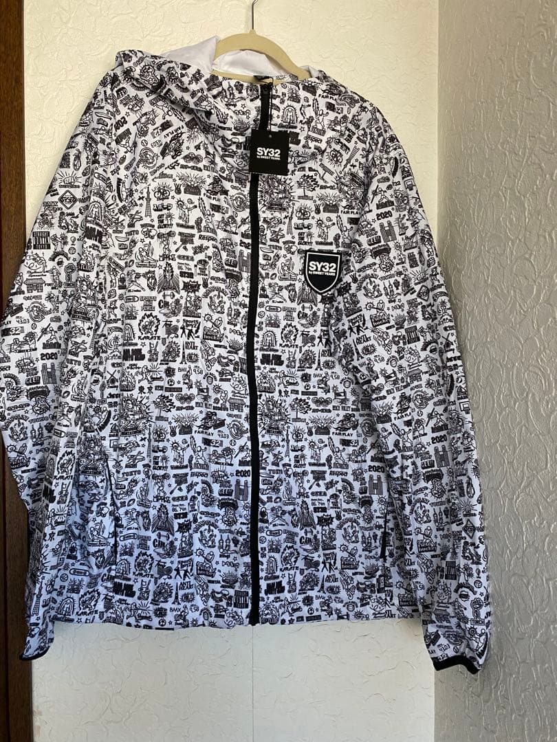 SY32 パーカー　シャカシャカ　薄手　L 　総柄　ウィンドブレーカー