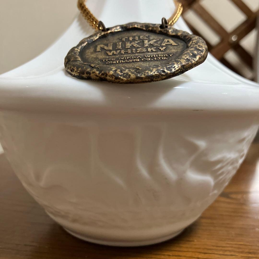 鶴　白陶器ボトル　ニッカ　ウイスキー