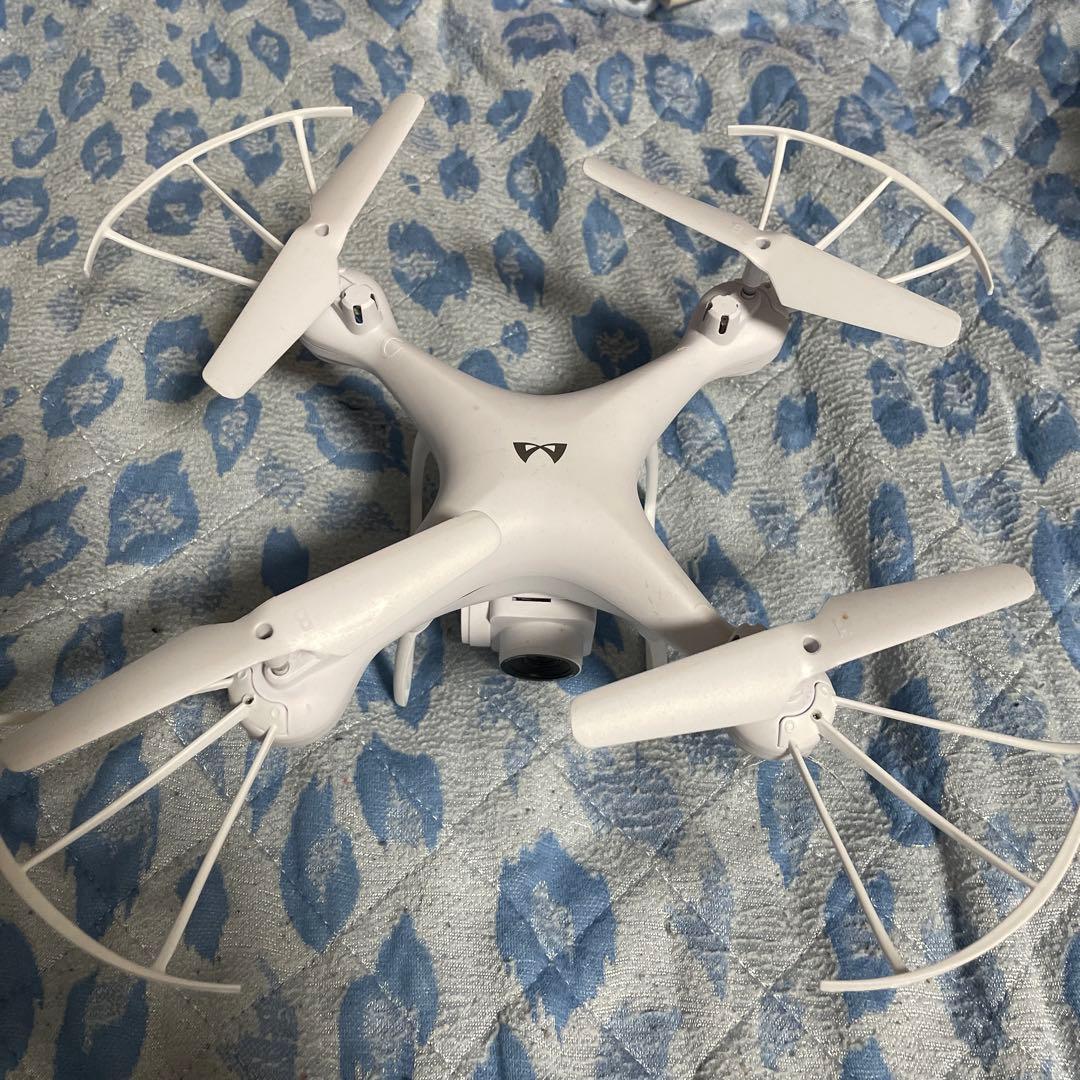 カメラ付きドローン