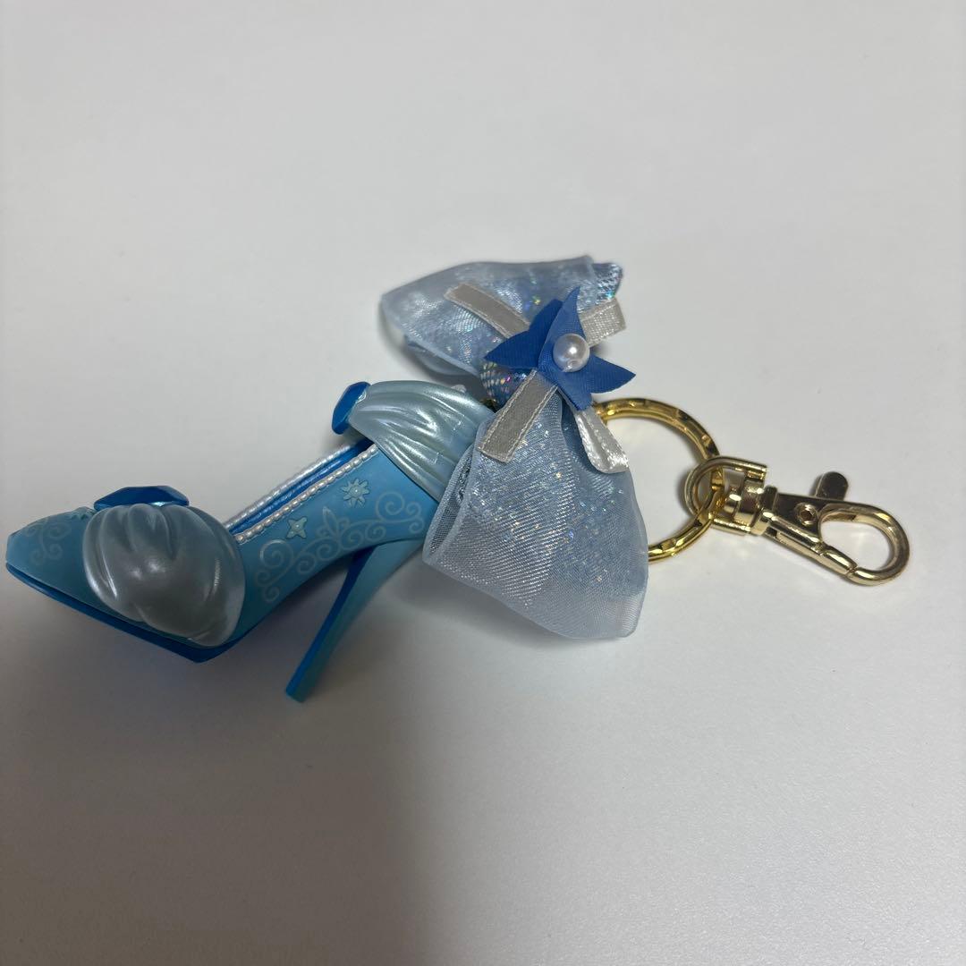 ディズニープリンスハイヒールキーホルダー　6個　オマケ付