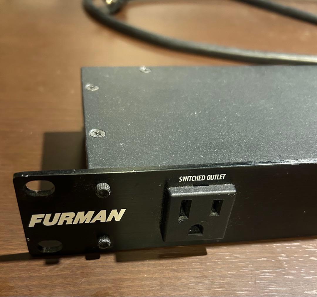 最終価格 FURMAN M-8X2 パワーディストリビュータ ラック 電源タップ