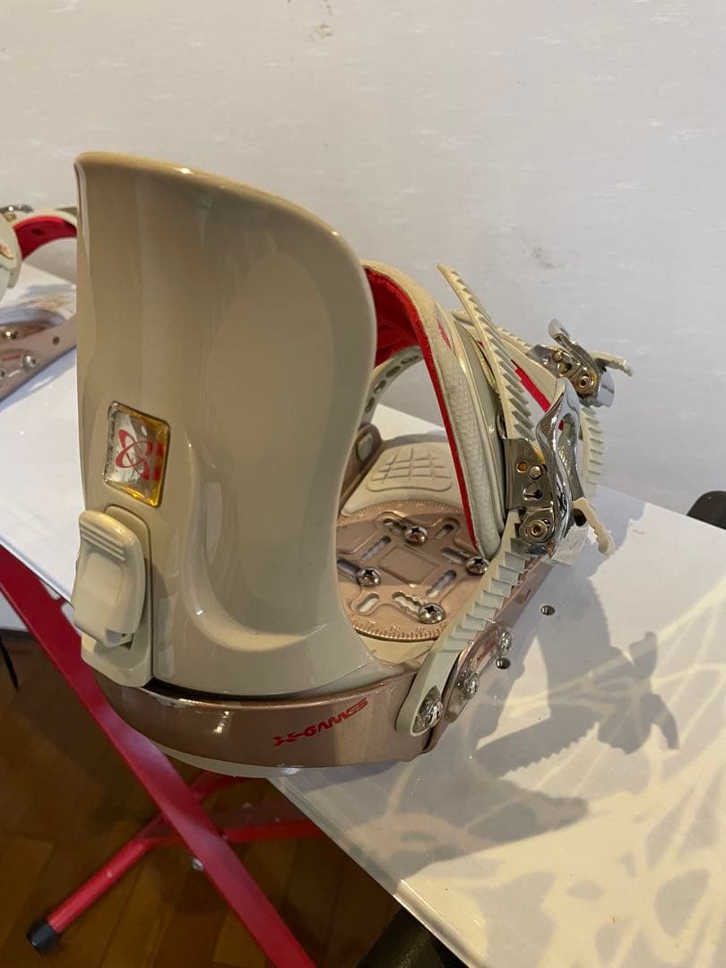 K2 レディス スノーボード146 cm + BIN(S) 美品