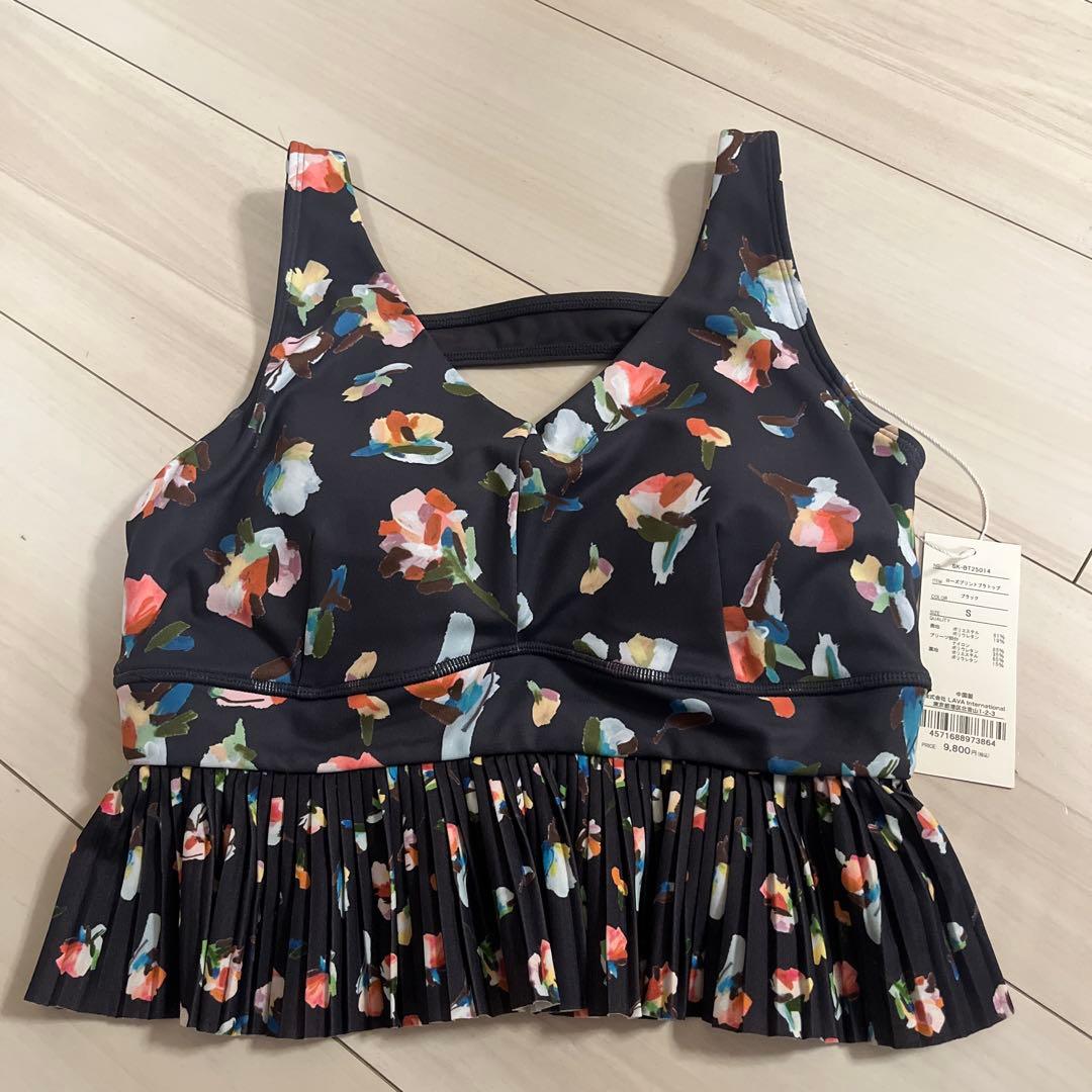 《マロ》SUKALAローズプリントトップ ブラック